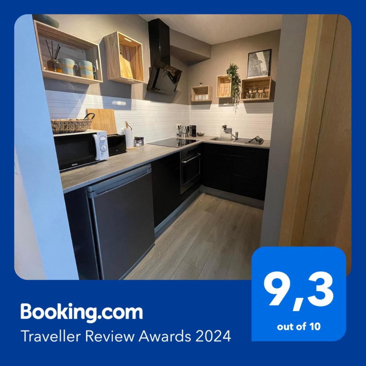 Saga Apartments 아퀴레이리 외부 사진